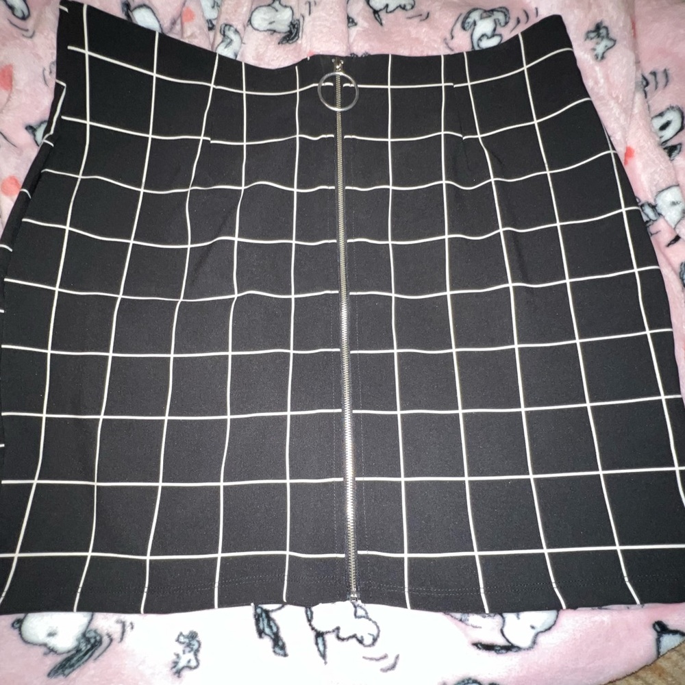 Grid mini skirt
